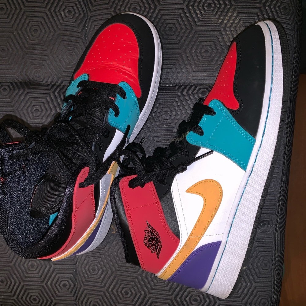 Nike Jordan 1s